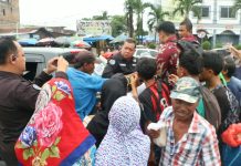 Jumat Berkah, Bid Humas Polda Sumut Berbagi Kasih dengan Sopir, Pengemudi Becak Motor dan Ojol